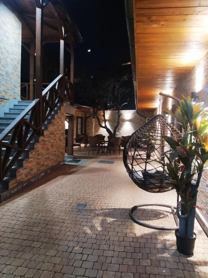 Boutique Living Hotel エレバン エクステリア 写真