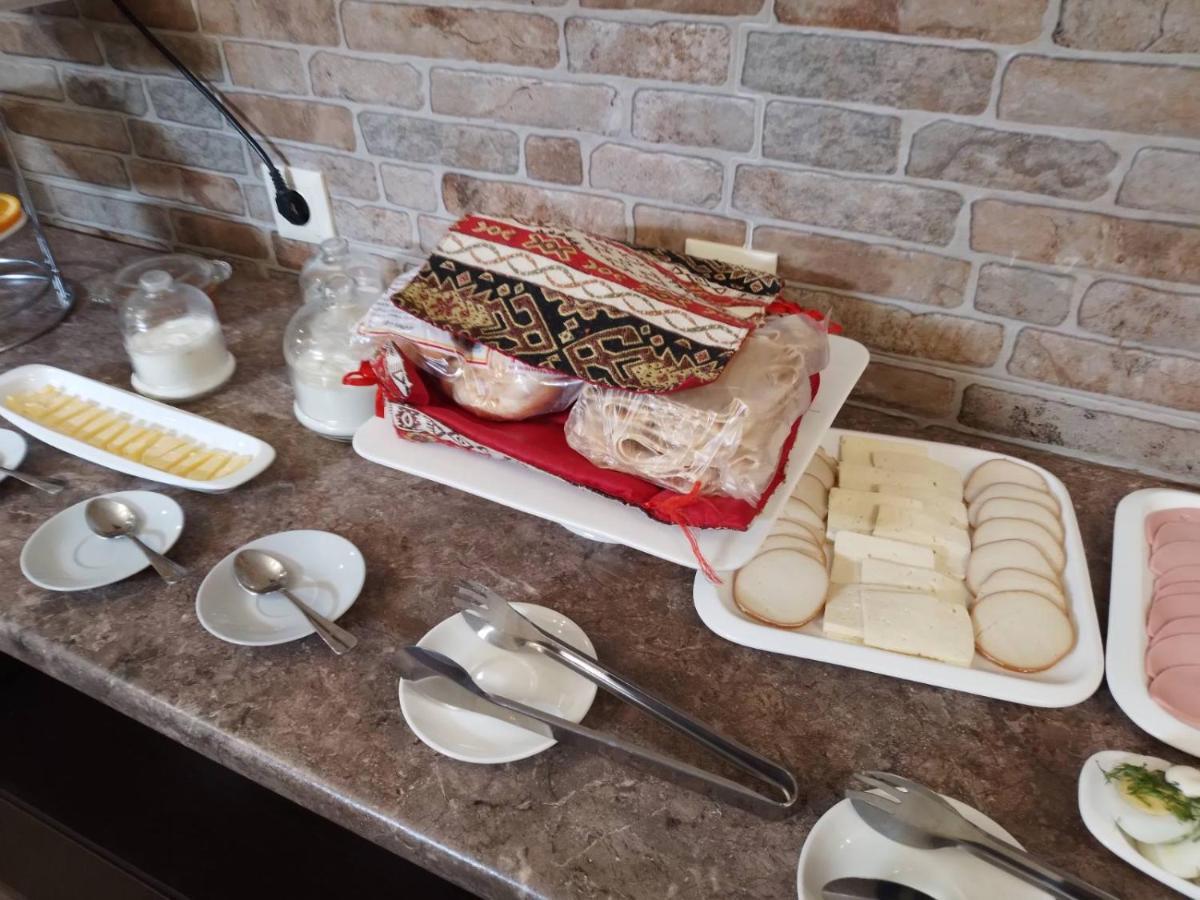Boutique Living Hotel エレバン エクステリア 写真